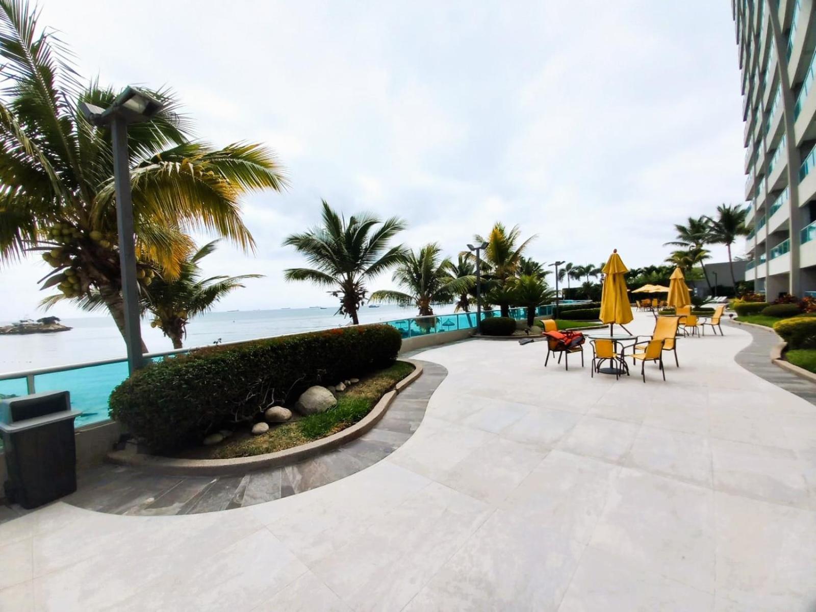Apartamento De Lujo Al Pie Del Mar Condominio Torre Marina Salinas  Zewnętrze zdjęcie